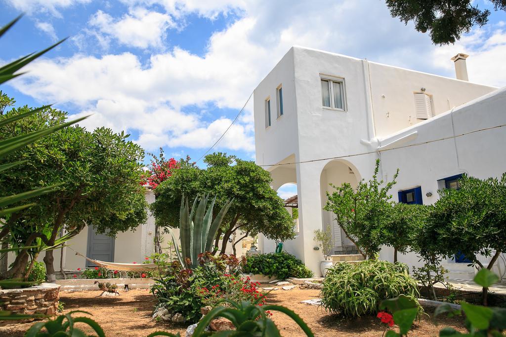 Paros Rita Studios Piso Livadi Room photo