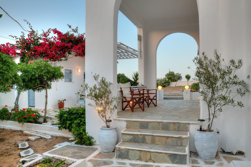 Paros Rita Studios Piso Livadi Room photo