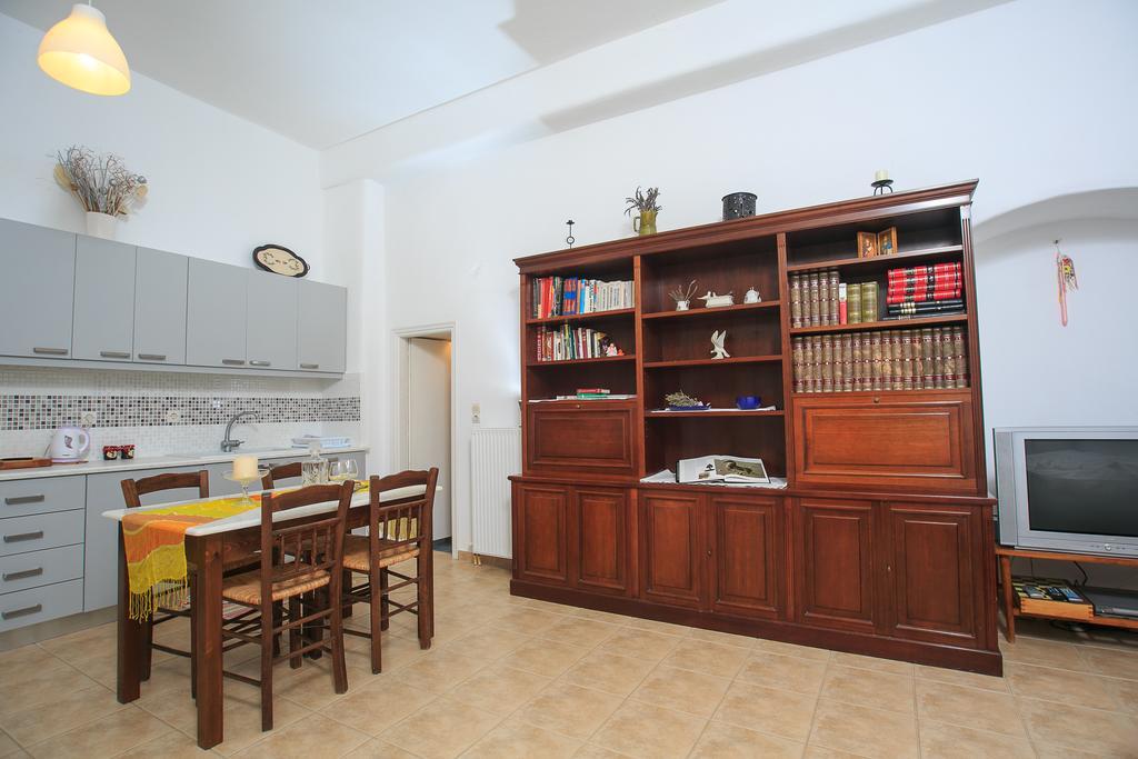 Paros Rita Studios Piso Livadi Room photo