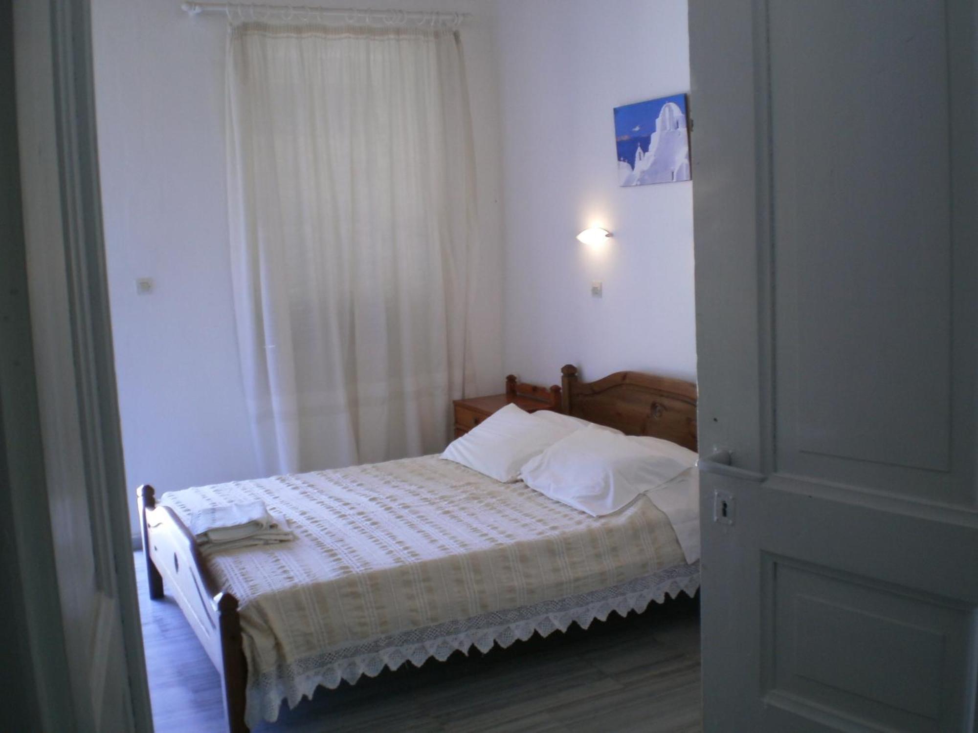 Paros Rita Studios Piso Livadi Room photo